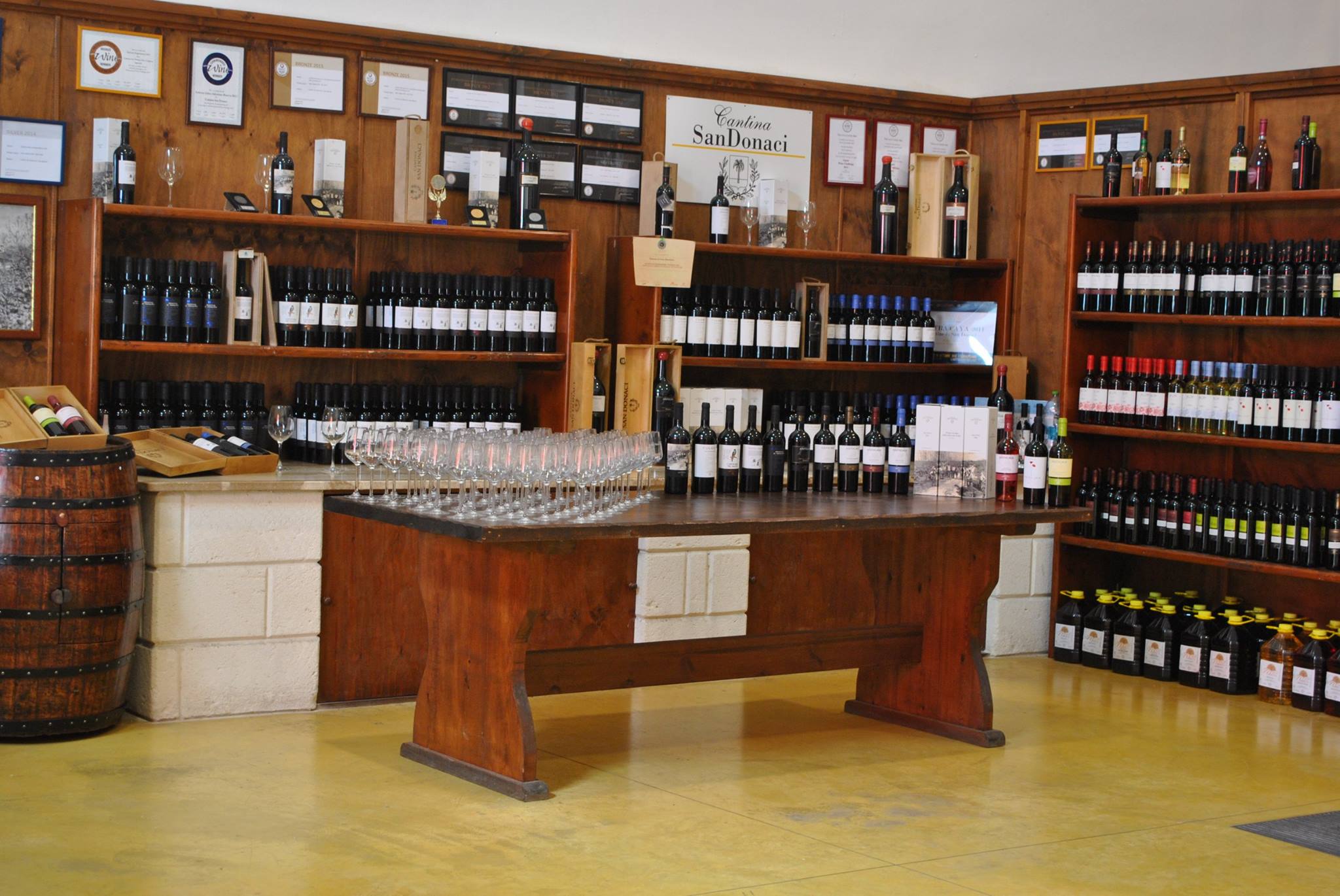 Cantina San Donaci Galeriebild